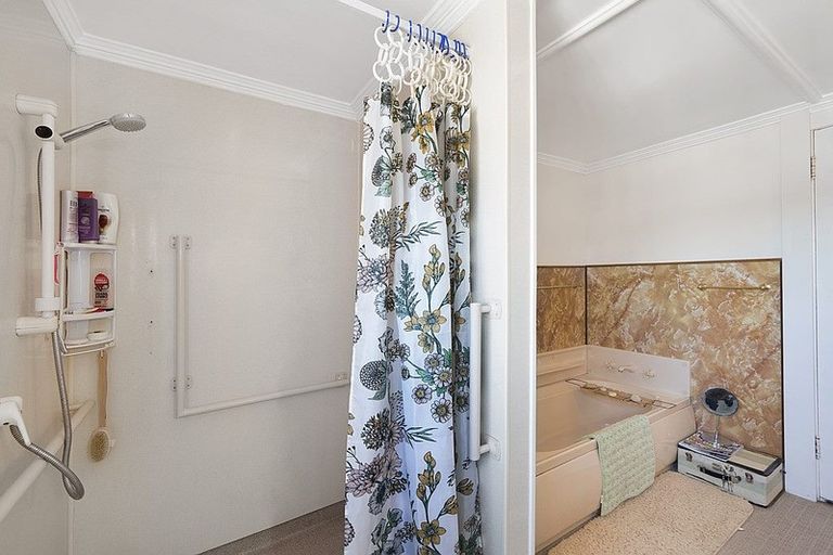 Photo of property in 6 Wigan Street, Gore, 9710