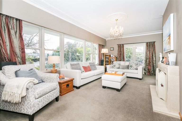 Photo of property in 18 Fairfield Road, Fairfield, Hamilton, 3214