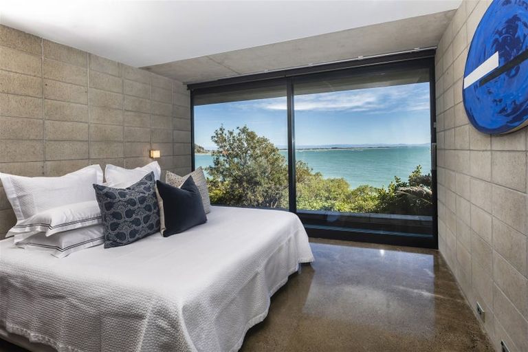 Photo of property in 1 Whitewash Head Road, Scarborough, Christchurch, 8081