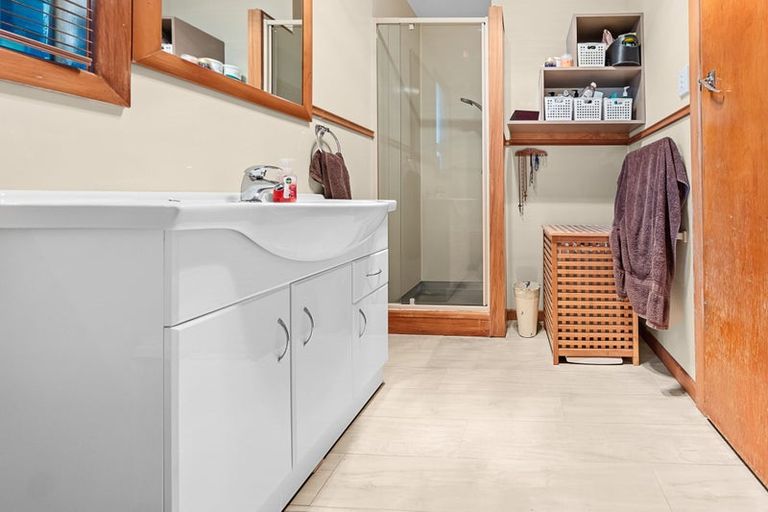 Photo of property in 35 Fernleigh Street, Ferndale, New Plymouth, 4310