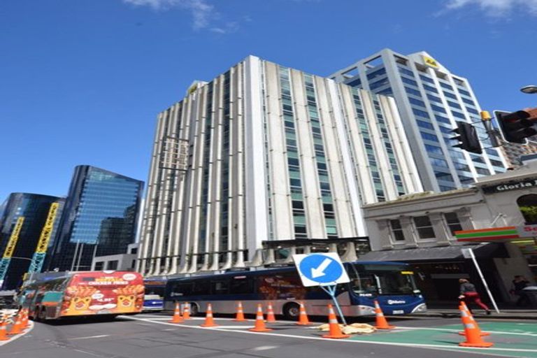 Photo of property in 62 Victoria Street, Patea, 4520