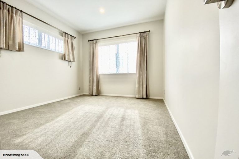 Photo of property in 15 Hikuawa Road, Flat Bush, Auckland, 2019