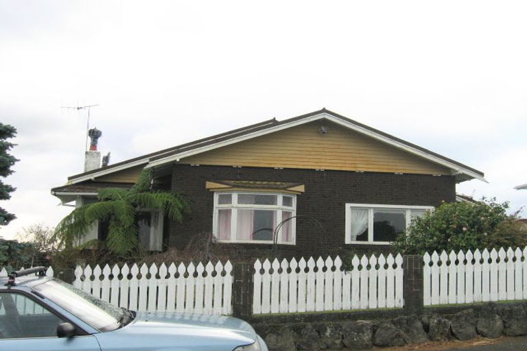 Photo of property in 44 Simla Terrace, Hospital Hill, Napier, 4110