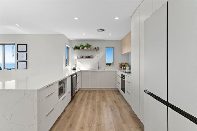 Photo of property in 26 Belleview Terrace, Mount Pleasant, Christchurch, 8081