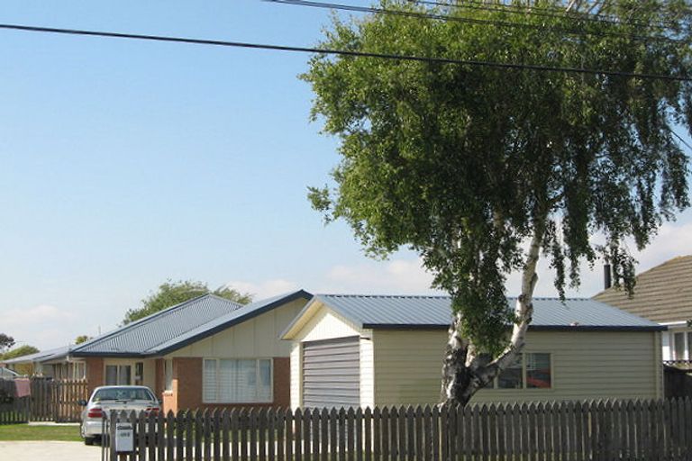 Photo of property in 108 Rowses Road, Aranui, Christchurch, 8061