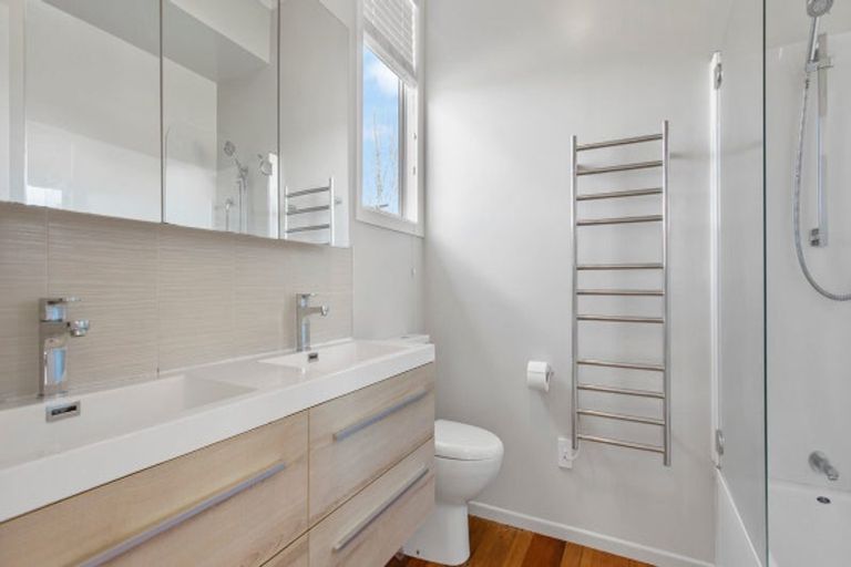 Photo of property in 145 Ponga Road, Opaheke, Papakura, 2584