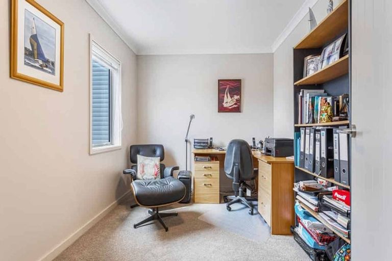 Photo of property in 20 Kensington Drive, Orewa, 0931