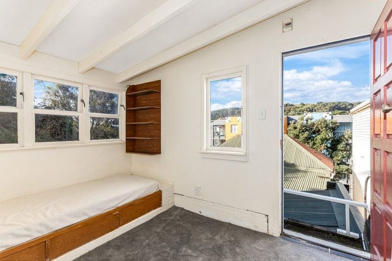 Photo of property in 4 Hanson Street, Mount Cook, Wellington, 6021