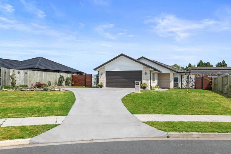 Photo of property in 12 Whatumairangi Way, Owhata, Rotorua, 3010