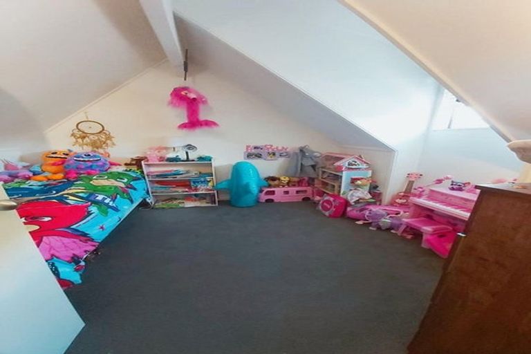 Photo of property in 9/58 Manuroa Road, Takanini, 2112