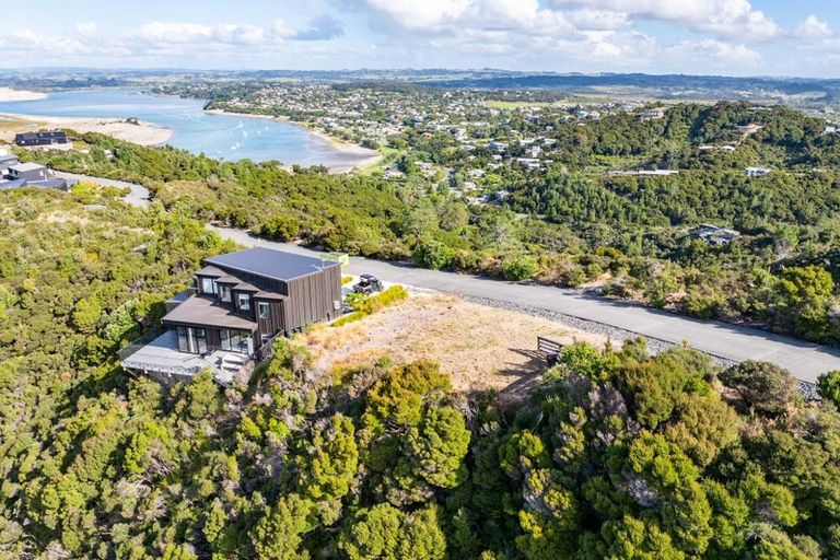 Photo of property in 30 Seacoast Road, Mangawhai Heads, Mangawhai, 0505