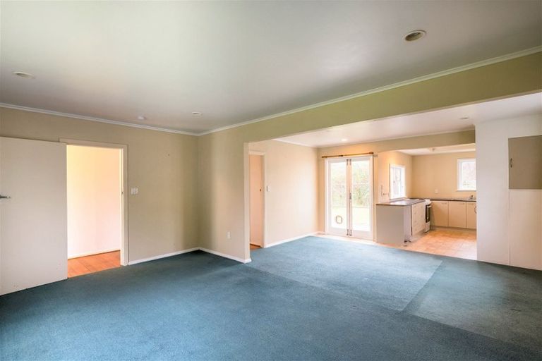 Photo of property in 121 Tilley Road, Paekakariki, 5034