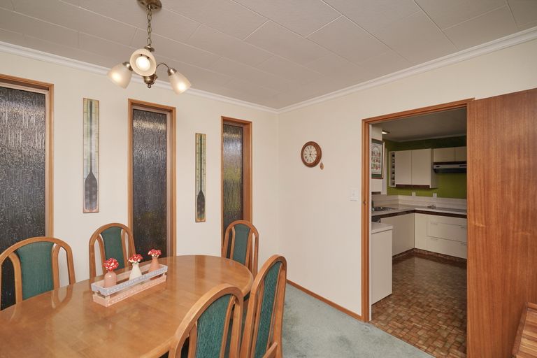 Photo of property in 10 Walker Place, Rangiora, 7400