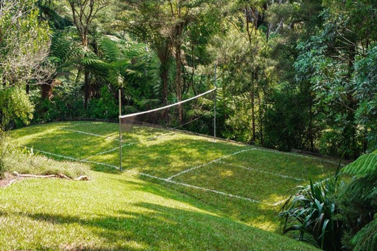 Photo of property in 99d Carter Road, Oratia, Auckland, 0604