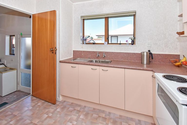 Photo of property in 3/96 Fitzroy Street, Papatoetoe, Auckland, 2104