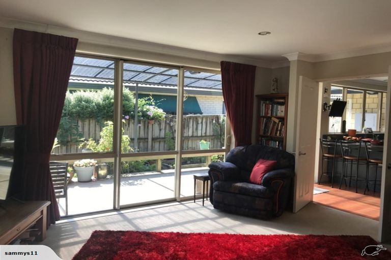 Photo of property in 11 Starlight Cove, Hobsonville, Auckland, 0618