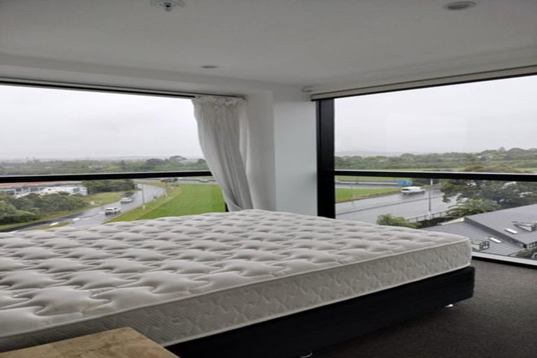 Photo of property in 709/8 Lakewood Court, Manukau, Auckland, 2104