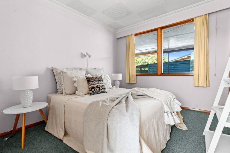 Photo of property in 24 Victoria Street, Carterton, 5713
