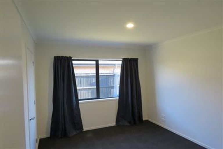 Photo of property in 11 Lightbody Lane, Wigram, Christchurch, 8042