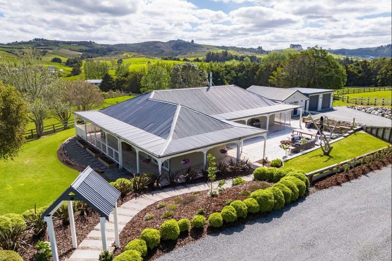 Photo of property in 124 Devich Road, Mangawhai, Wellsford, 0975