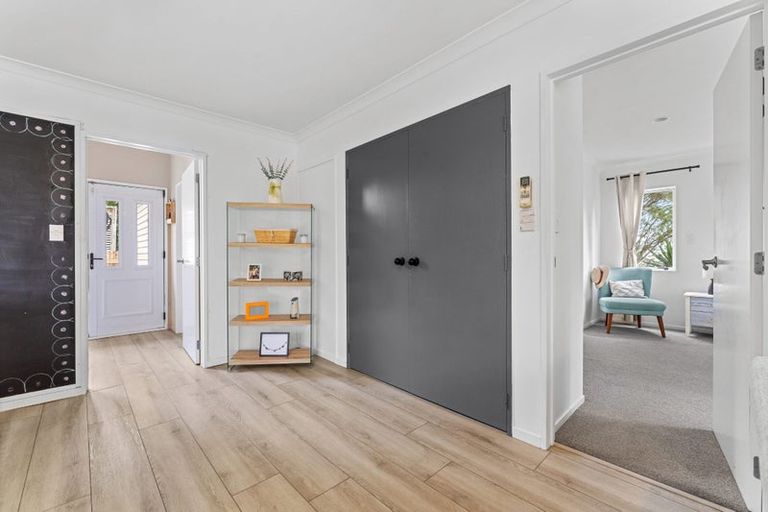 Photo of property in 23d Jelas Road, Red Beach, 0932