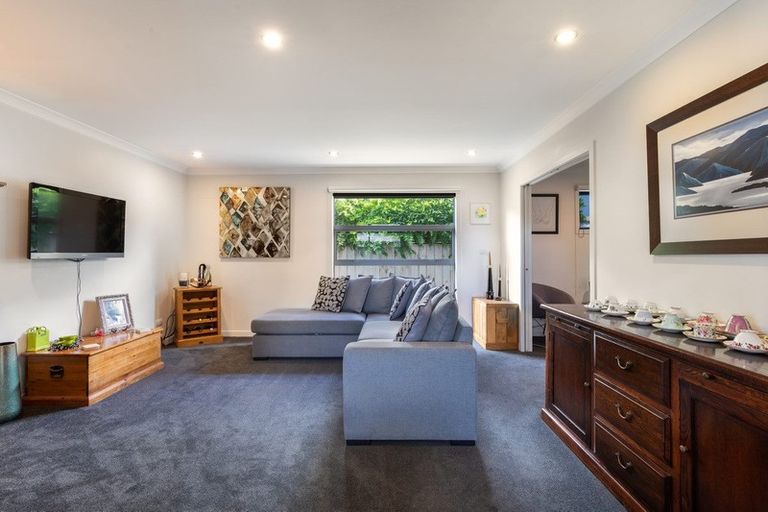 Photo of property in 111a Carlyle Street, Leamington, Cambridge, 3432