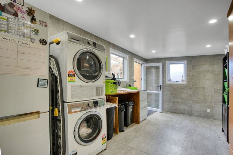 Photo of property in 31 Earlsworth Road, Mangere East, Auckland, 2024