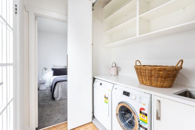 Photo of property in 35 William Denny Avenue, Westmere, Auckland, 1022