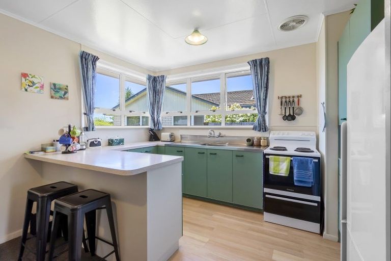 Photo of property in 9 Te Iwiheke Place, Turangi, 3334