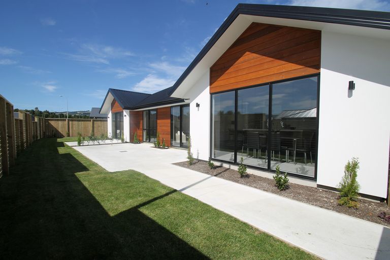 Photo of property in 44 Anderton Crescent, Mosgiel, 9024