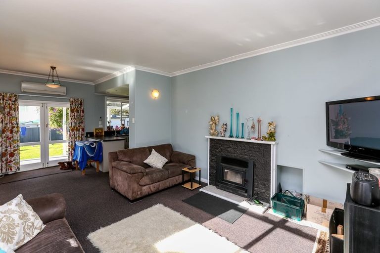 Photo of property in 41a Omata Road, Marfell, New Plymouth, 4310