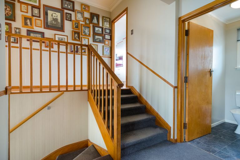 Photo of property in 11 Divich Avenue, Te Atatu South, Auckland, 0610