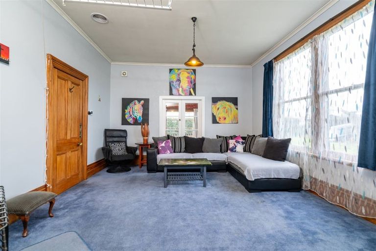 Photo of property in 102 Johnson Street, Milton, 9220