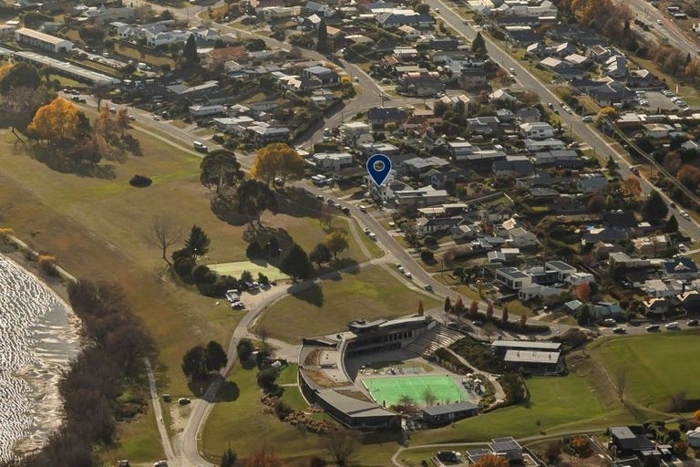 Photo of property in 32a Lake Avenue, Frankton, Queenstown, 9300