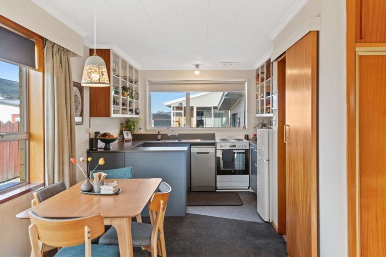 Photo of property in 7a Howard Street, Gore, 9710