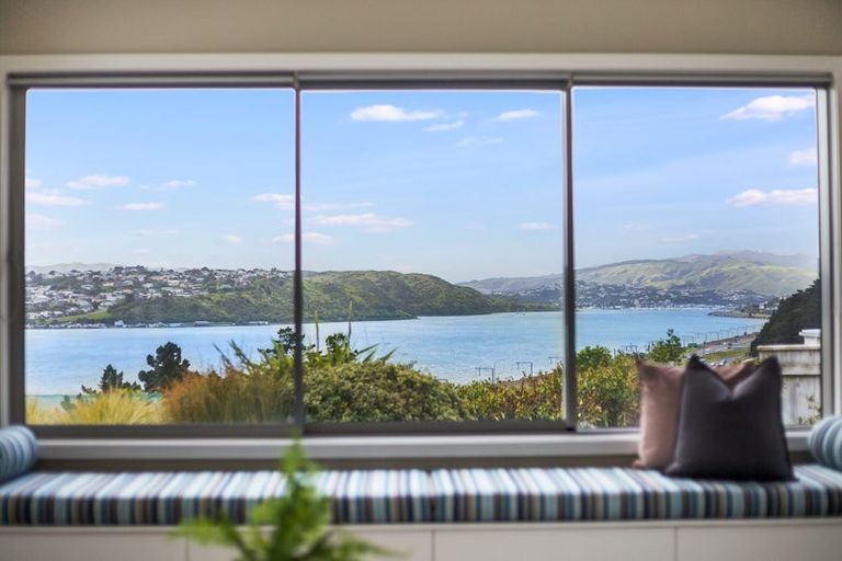 Photo of property in 15 Sue Dow Lane, Aotea, Porirua, 5024