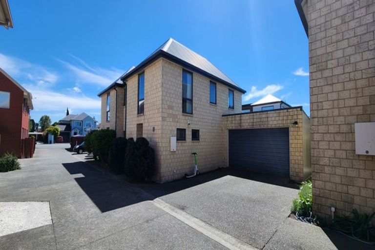 Photo of property in 1022c Colombo Street, St Albans, Christchurch, 8014