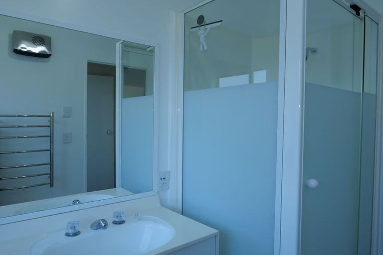 Photo of property in 34 Rosewood Place, Paraparaumu, 5032