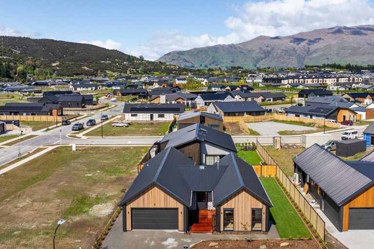 Photo of property in 14 Moonstone Street, Albert Town, Wanaka, 9305