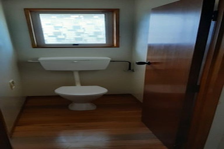 Photo of property in 44 Burnett Street, Oxford, 7430