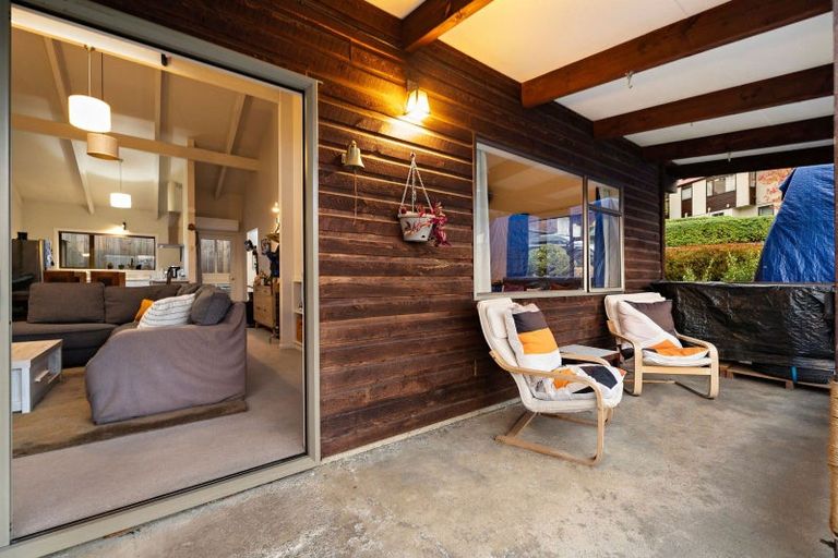 Photo of property in 4a Avalon Crescent, Fernhill, Queenstown, 9300