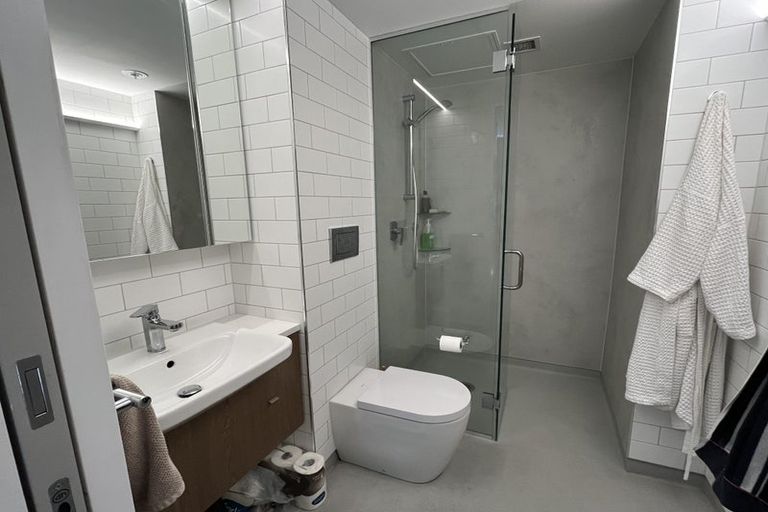 Photo of property in Sanctum Apartments, 15/10a Ebor Street, Te Aro, Wellington, 6011