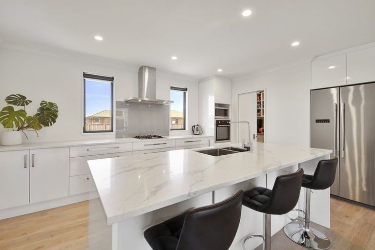 Photo of property in 1 Rapaki Street, Pegasus, 7612