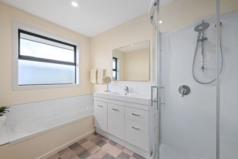 Photo of property in 30 Howick Road, Redwoodtown, Blenheim, 7201