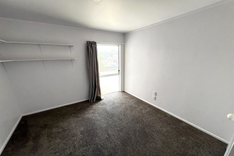 Photo of property in 20a Lambley Road, Titahi Bay, Porirua, 5022