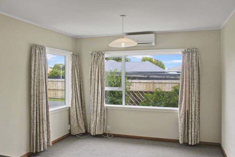 Photo of property in 57 Barrington Street, Somerfield, Christchurch, 8024