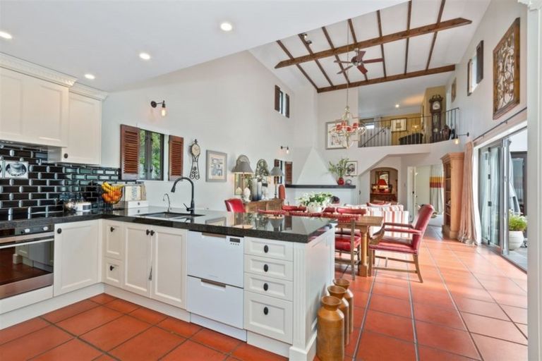 Photo of property in 24 Taylors Avenue, Bryndwr, Christchurch, 8052