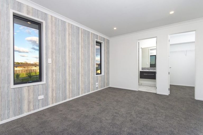 Photo of property in 2b Masters Road, Waiuku, 2681