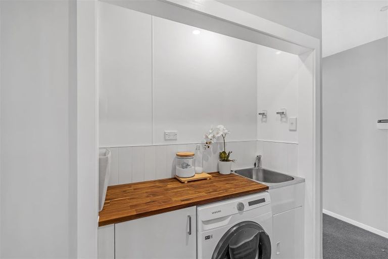 Photo of property in 22 Kendal Avenue, Burnside, Christchurch, 8053