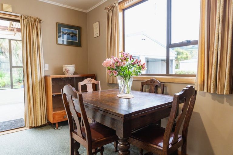 Photo of property in 11 Hugh Street, Sawyers Bay, Port Chalmers, 9023
